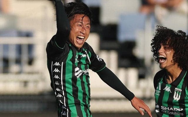 豪州で活躍する檀崎竜孔がラッキーなゴールを記録…真正面へのゴロシュートも相手GKが“腰を落とさず”まさかのトンネル