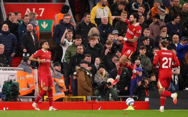 優勝へ突き進むリバプール、スロット監督は油断しないメンタリティを誇る