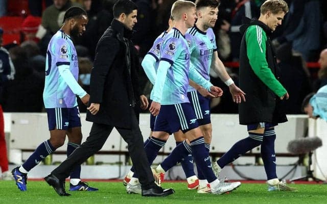 「トップ4から脱落する恐れも…」タイトル争いから大きく後退のアーセナル…OBはチームの気落ちを憂慮「すべてを無駄にしてはいけない」