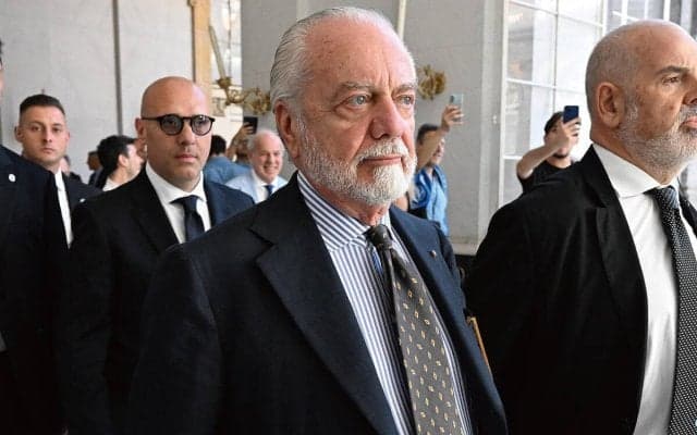 「なんでも首を突っ込んでくる」ナポリの曲者会長に元指揮官が嫌悪感…解任に今なお納得せず「ベターだったのは私だ」