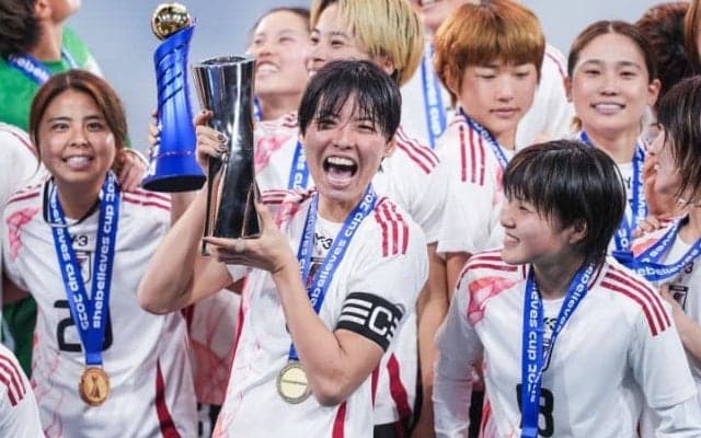 なでしこジャパン、アメリカ代表との大一番を制し敵地で初タイトル！　敵将もチーム力を賛辞「選手たちの関係性の良さが表れていた」