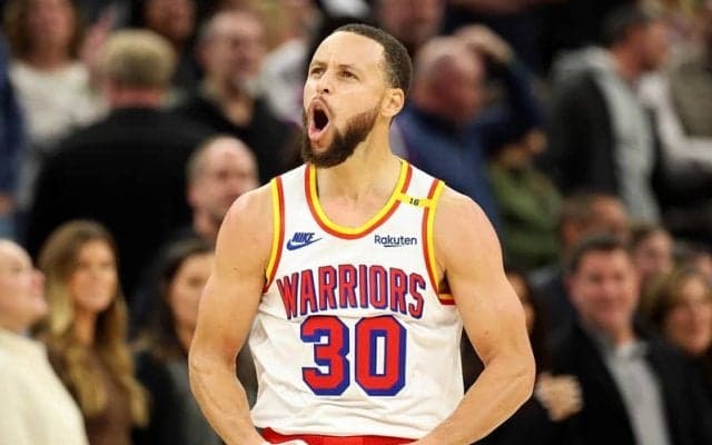 “カリー・デー”に新たな記録…ステフィン・カリーが驚異の3ポイント成功12本の計56得点