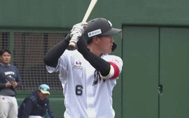 ロッテ・ドラ1西川史礁が“第1号”　初回先頭で衝撃弾…安田もアーチ含む2安打と躍動