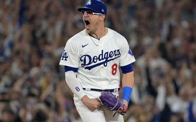 ヘルメットと思いきや…「自分でつくった？」　ド軍33歳の“斬新アイテム”に「興味津々」