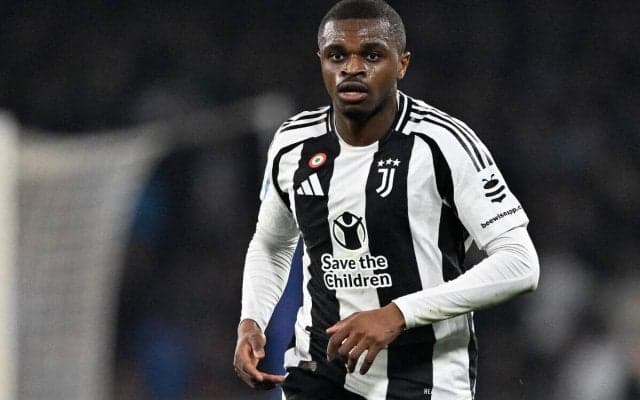 守備陣受難のユベントスに朗報、カルルが復帰へ