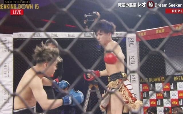 「ブレイキングダウン出禁」の喧嘩自慢をキックボクサーが見えないハイで6秒衝撃KO！ 解説の元K-1王者は「肩口から来る左のハイキック。なかなか見えない」