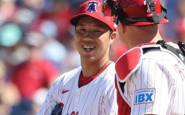 日本人右腕を囲む「とんでもねえメンツ」　OP戦での光景にX驚愕「憧れないのは無理」