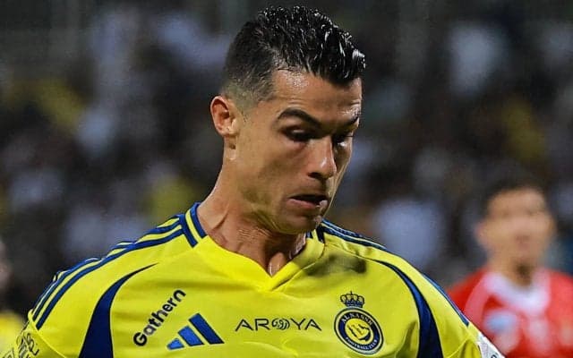 ロナウドはサウジアラビアを離れられない？　前代未聞のオファーで引き留め作戦進行中