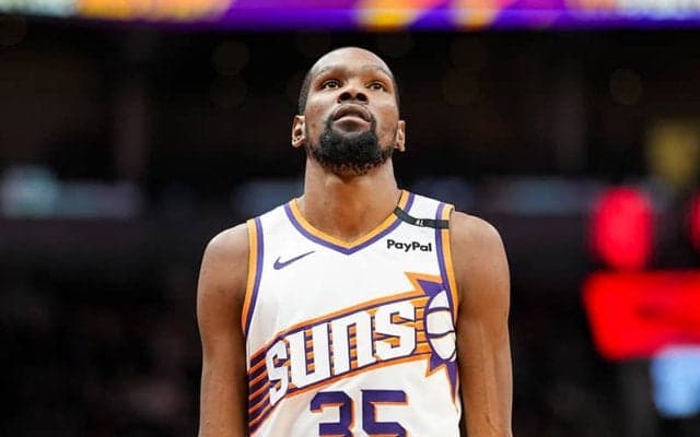 不調のサンズ…変化を求めてケビン・デュラントのトレードに踏み切るか