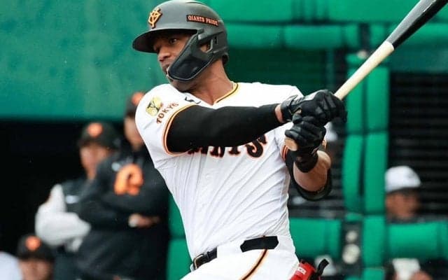 神助っ人が「巨人を救う」　骨折離脱→打率.400、枠争い直面も「活躍しそう」