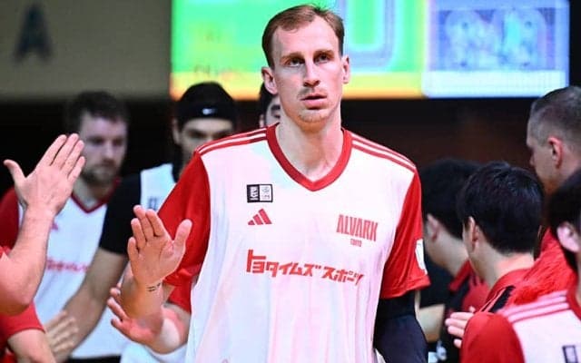 島根がアレックス・マーフィーを獲得…主力離脱直後に前A東京のPF獲得