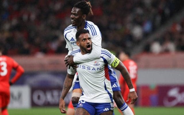 後半のピンチ凌いだ横浜FMがアウェイで先勝！ 上海海港に再び完封勝利、アンデルソン・ロペスが決勝点【ACLE2024-25】