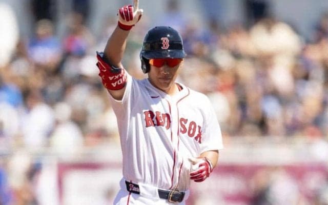 「鮮烈な復帰を果たした」吉田正尚の2安打2打点にMLB公式も注目　指揮官も「楽しみで仕方がない」とご満悦