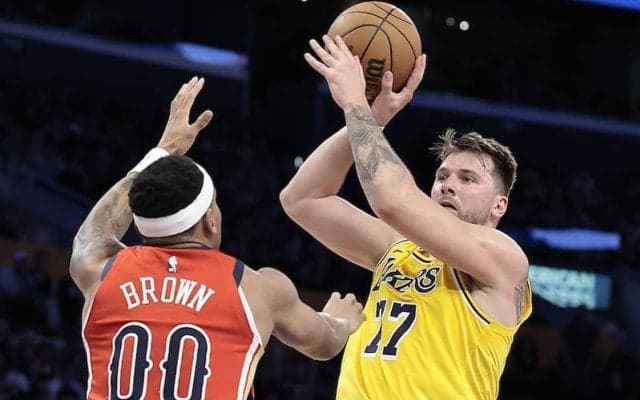 レイカーズが7連勝…レブロンがメモリアルゲームで34得点、ドンチッチも躍動