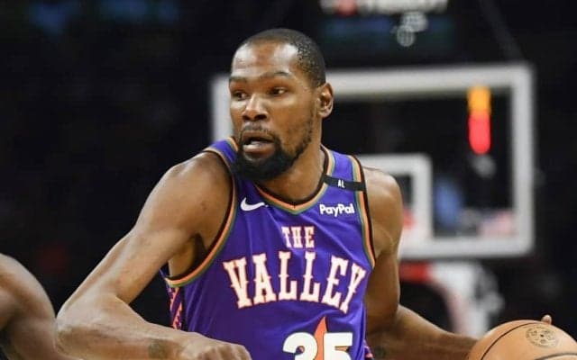 デュラントが第4クォーターに19得点をゲット…最大23得点差をひっくり返してクリッパーズに逆転勝利