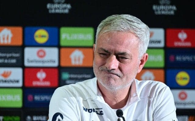 「将来的になぜダメなのか?」モウリーニョ監督がセルティックやレンジャーズを指揮する可能性も？ スコットランドのサッカーに言及