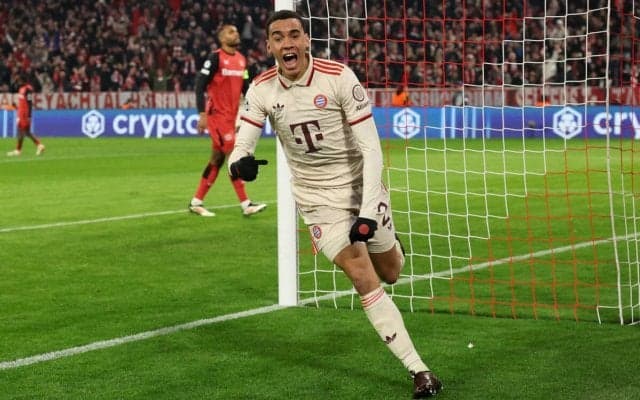 ドイツ決戦は圧倒バイエルンが3発快勝で先勝、完敗レバークーゼンはGKコヴァルのミス&ムキエレ退場響く【CL】