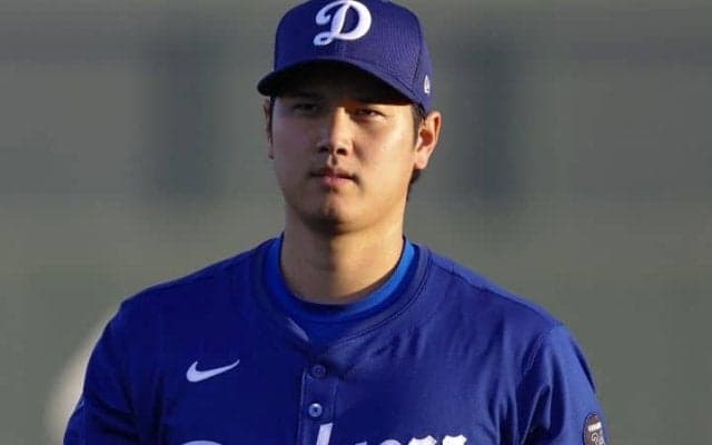 大谷翔平、“二刀流完全復活”への道のりは険し…投手復帰が暗礁で米記者も懸念「春先よりも不確実になっている」