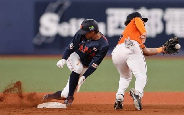 DeNAの快足コンビが侍ジャパンを牽引！ 機動力で流れを変えたオランダ戦のターニングポイント