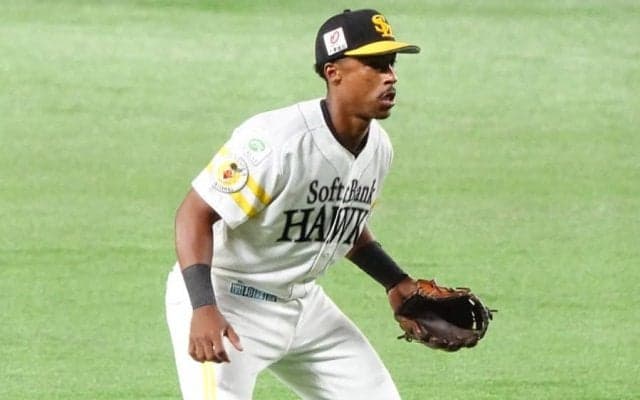 元MLB選手の超美技が「輝いている」　抜群の身体能力で“安打強奪”「まじでいい」