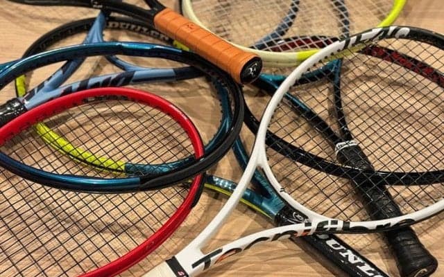 はじめてシリーズ「ラケット選び」#1 ～一般論は誤解だらけ。「初めて」には「初めて用モデル」が最適～