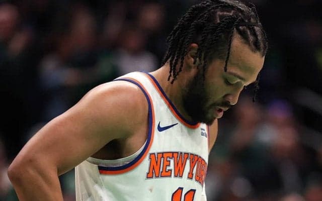 ニックスの得点源ジェイレン・ブランソンが右足首捻挫のため最低2週間を欠場