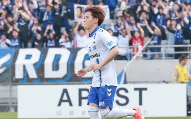 なんか大物がゾロゾロ移籍してるけど、いつもこんなに早かったっけ?!の巻/倉井史也のJリーグ