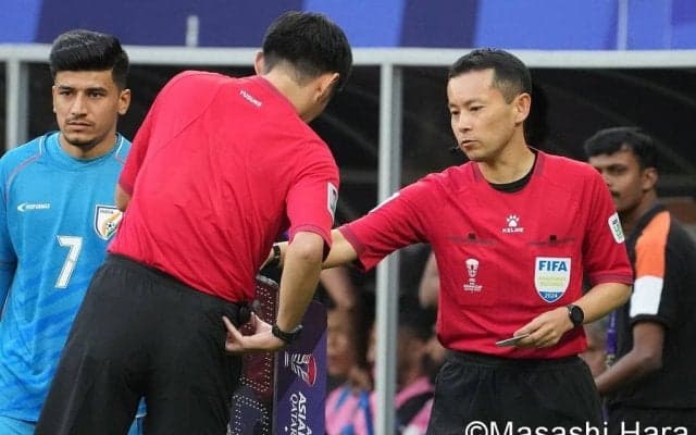 ほぼ反則をとられない現行の｢6秒ルール｣とその理由、Jリーグでの｢採用｣は【ルール改正｢キーパー8秒ルール｣でサッカーはどう変わる】(2)