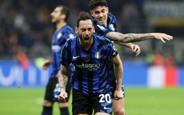 インテルが2点差をひっくり返して最下位モンツァに逆転勝利、首位堅守でフェイエノールトとの2ndレグへ【セリエA】