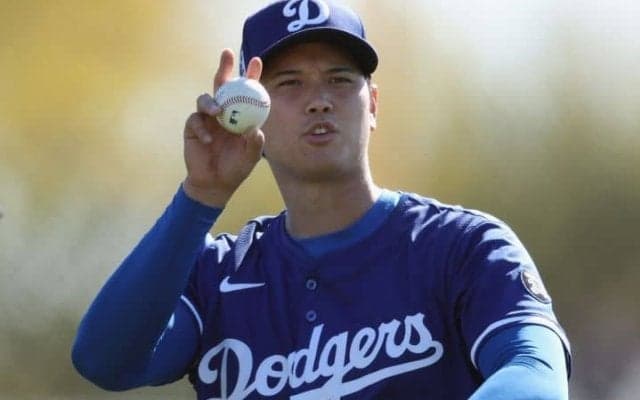 「二刀流の日々は残り少ない」大谷翔平の投球プログラム中断が米国内で物議　投手復帰を危ぶむ声も「それなしでもMVPだ」