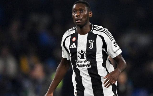 デビュー3試合で5ゴールのコロ・ムアニをユベントスは高く評価、PSGへレンタル延長＋買取OPを打診か