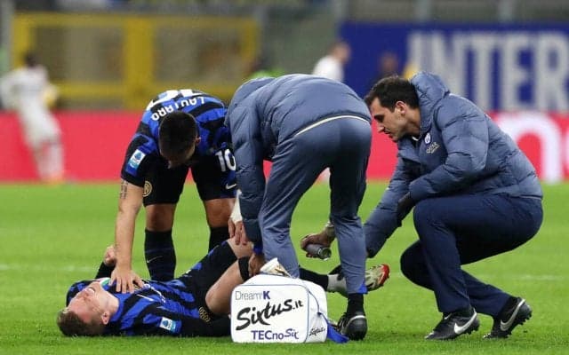 インテルに痛手…モンツァ戦で投入からわずか1分で負傷のジエリンスキが1カ月半に離脱に