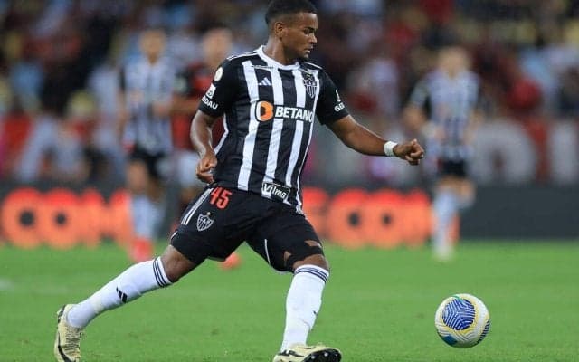 シャフタール、19歳の逸材MFアリソンをアトレチコ・ミネイロから獲得