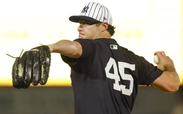 「私の腕を取るんだ」ヤ軍エース右腕の長期離脱に“悲痛”な声　TJ手術決断で「もっと強くなって戻ってこい」