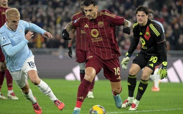 ラニエリ体制で主力返り咲きのパレデスがローマと1年の契約延長にサイン！　ボカ復帰の特別条項も？