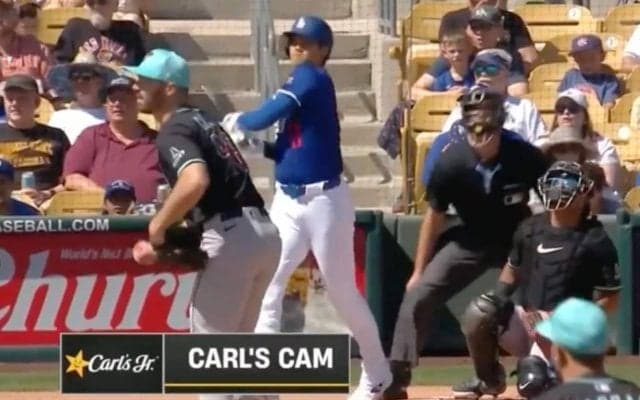 何故、そこに投げた？ 大谷翔平、爆速スイングで“異変”「動かない」 相手投手の被打リアクションが話題に「可哀想すぎる」