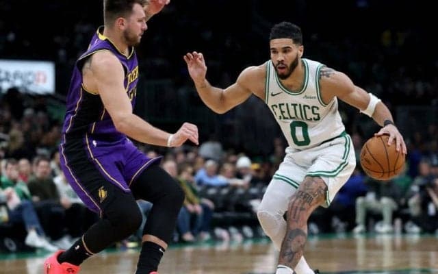 伝統の対決に世界が注目…レイカーズ対セルティックスの視聴者数が過去7年間で最多に