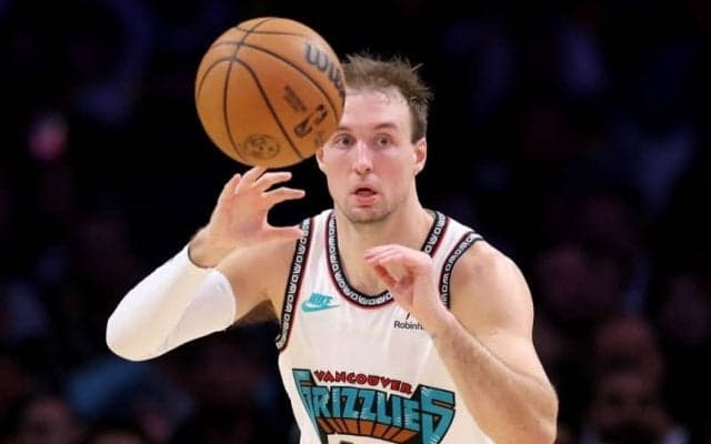 グリズリーズが粘るジャズを振り切りウェスタン2位浮上…ケナードが7本の3Pを浴びせ30得点