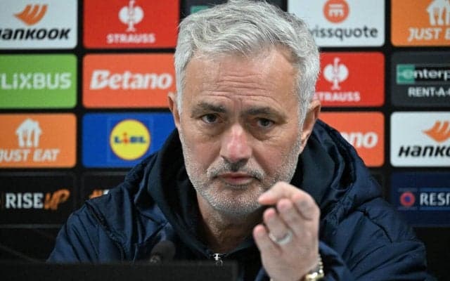 「同じ失敗を繰り返してはならない」ホームで惨敗のフェネルバフチェ、モウリーニョ監督は2ndレグでの逆転に意気込む