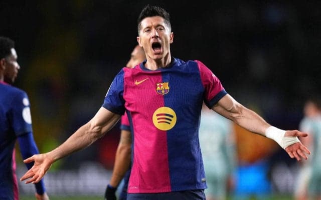 W杯予選に臨むポーランド代表が発表！ レヴァンドフスキやザレフスキら主軸が選出【2026年W杯欧州予選】