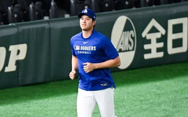 大谷翔平、東京D登場にファン大歓声　ガッツポーズで反応…登場曲流れる“粋な演出”