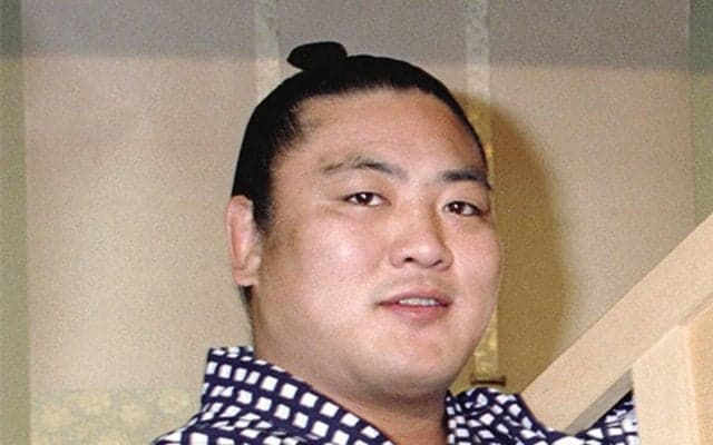 【平成の名力士列伝：霧島】甘いマスクと「小よく大を制す」相撲で人気を博した遅咲きの大関