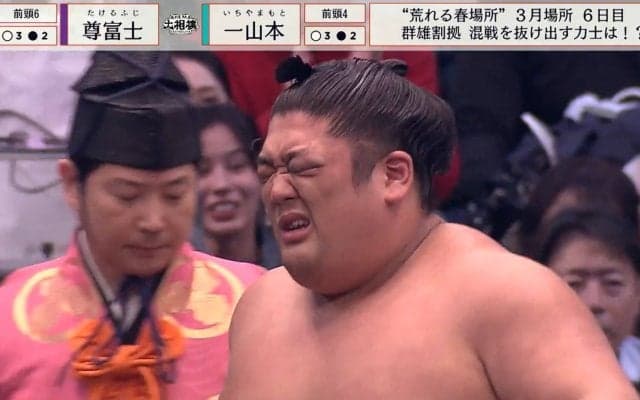 尊富士の目が大変なことに…「色変わってる」「左目どうした？」心配の声相次ぐ
