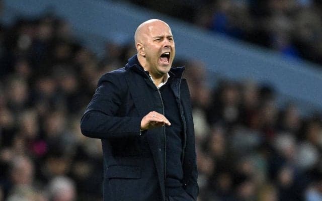 「ウェンブリーはオランダ人にとっても象徴的」EFL杯決勝を心待ちにするスロット監督、リバプールでの初タイトルの可能性に「本当に嬉しい」