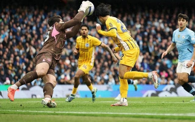 シティとブライトンの上位対決は白熱ドロー…三笘薫は序盤の幻弾などチャンスに絡む【プレミアリーグ】