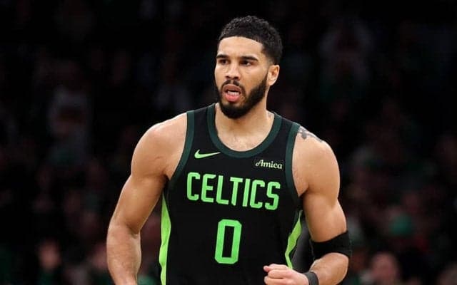 昨季王者セルティックスがプレーオフ進出決定…球団として56年ぶりの2連覇を目指す