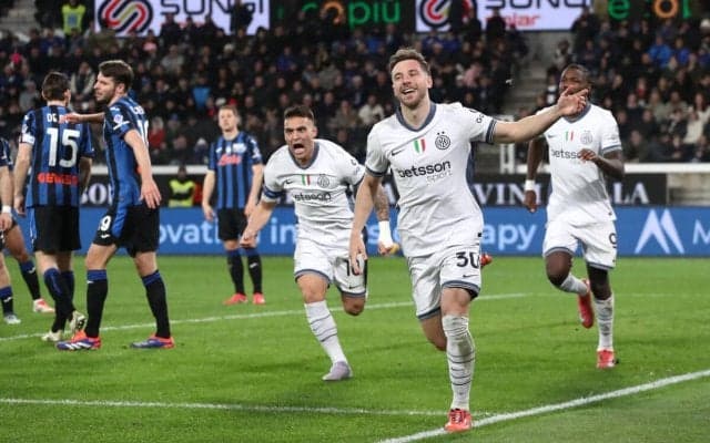 インテルがお得意様アタランタとのシックスポインターを制して首位堅守、アタランタはエデルソン退場響く【セリエA】