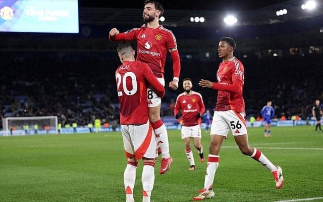 頼れる主将ブルーノの3戦連発弾などでユナイテッドがレスターに3発完勝！【プレミアリーグ】