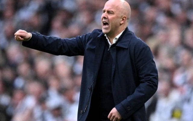 ｢残念な結果、残念なパフォーマンス｣ 1週間で2タイトルを失ったリバプール、スロット監督はPSG戦の影響を否定｢激しさはなかった｣