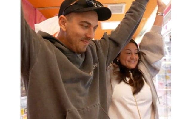 ド軍捕手が日本で見つけた“特技”「成し遂げた」　妻と大喜び…手に入れた“人気グッズ”